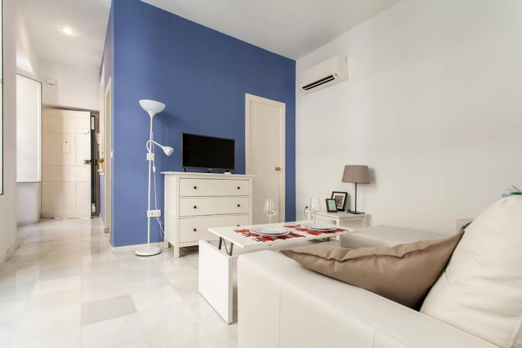 Hostly Rivero 2B Center-Fibre-Communal Terrace-Parking Optional-Cless Sevilla Buitenkant foto